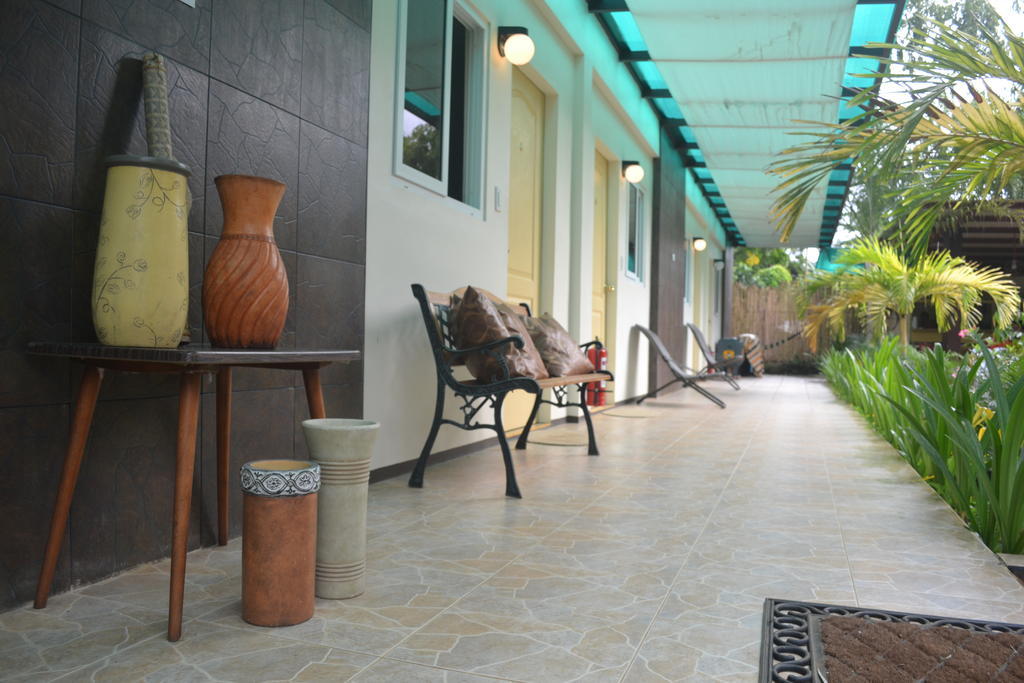 By The Bay, Jacana Bed & Breakfast Puerto Princesa Exterior photo
